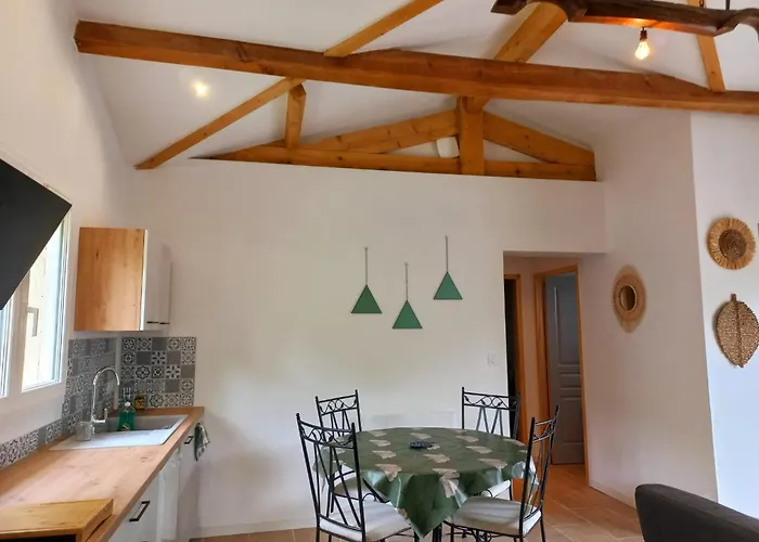 La Petite Maison Des Ecureuils * Mios